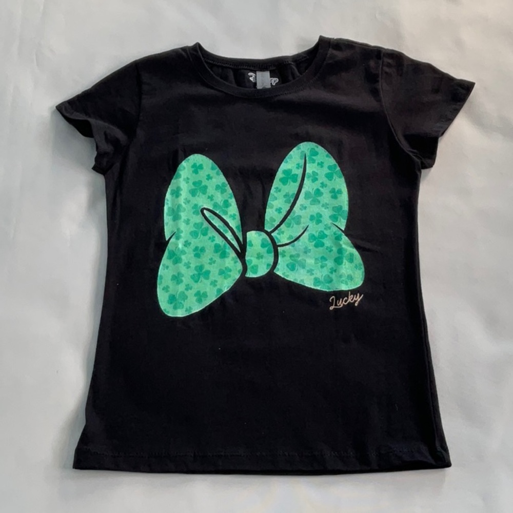 Disney Bow tie‎ with clovers t-chirt Girls size L 10-12